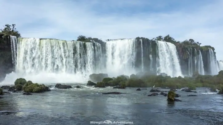 Visiting Iguazu Falls guide - Brazil walkway
