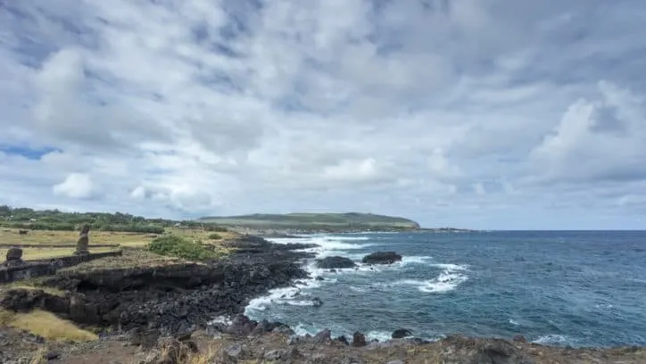 Our Easter Island travel guide gives you everything you need to know incl things to see and do, places to eat and sleep & even a 1 week plan