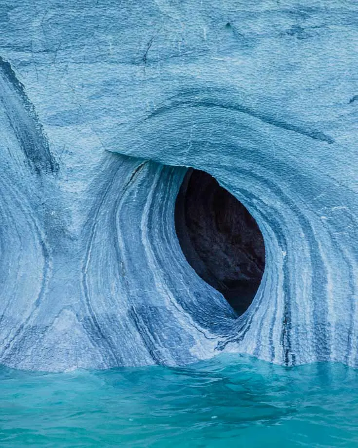intricate details of the walls of the marble caves