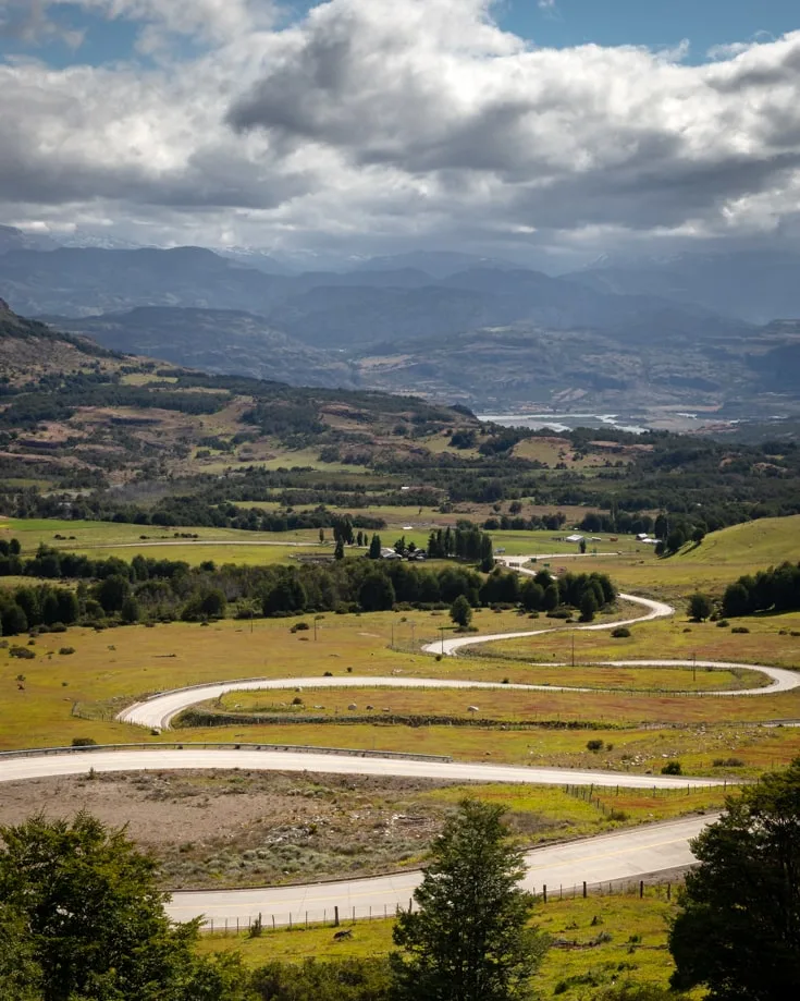 winding roads on the carretera austral