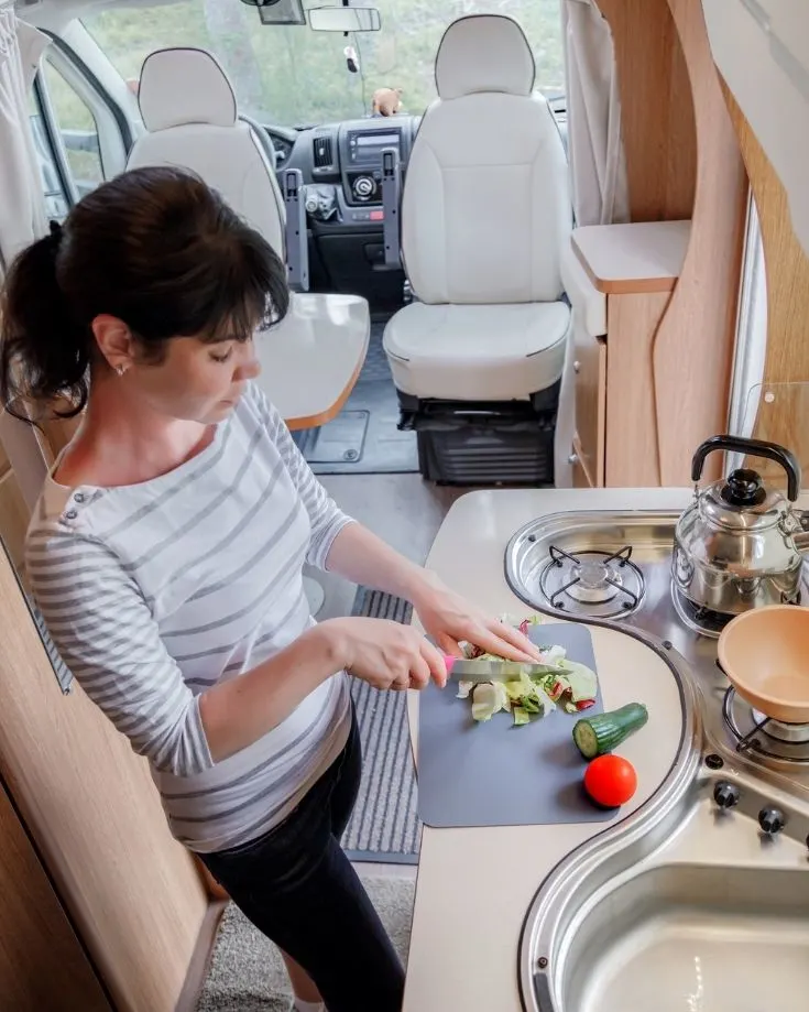 cooking your own food helps save money on road trips