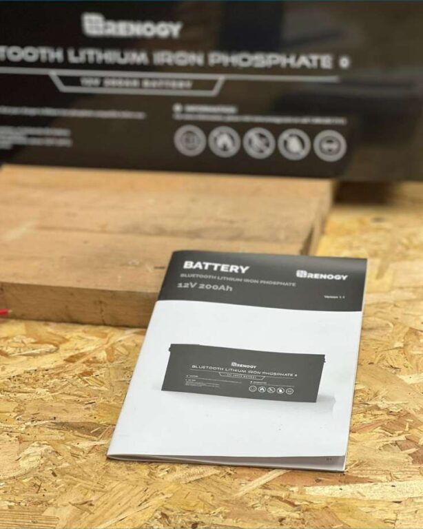 Renogy 200ah Lithium Battery Review & Comparison 2023