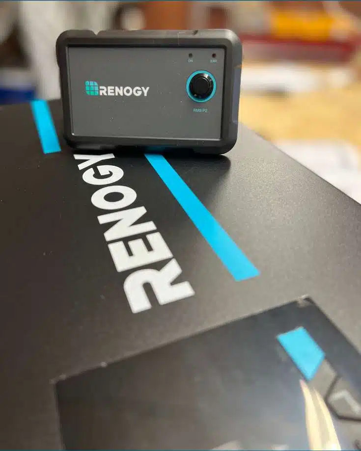 2000W Renogy Inverter Charger wired remote control