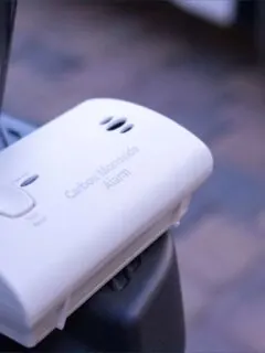 Best RV Carbon Monoxide Detector Options For Campers feature
